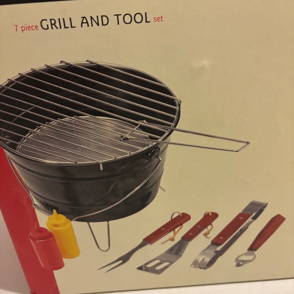 Chefmate 7 Piece Grill and Tool Set - Picture 3 of 4